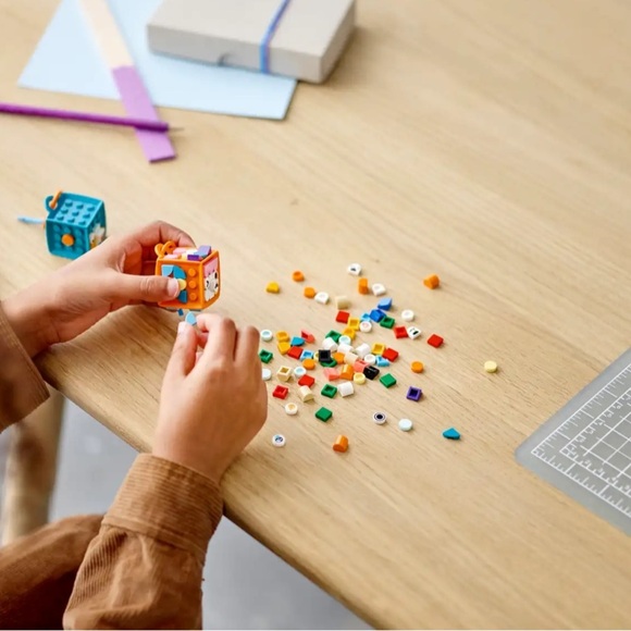 LEGO ⭐️ 24 pcs Dots  extra dots series 4 / 41931 - Picture 3 of 8